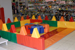 Игровые зоны для детей в каждом гипермаркете Призма 